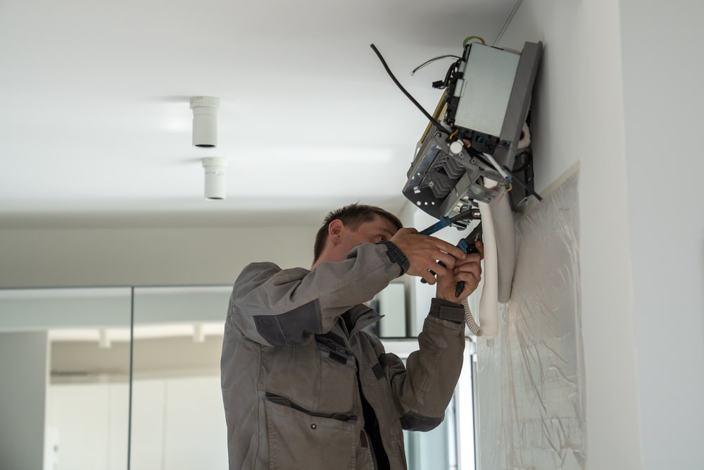 air conditioner maintenance service